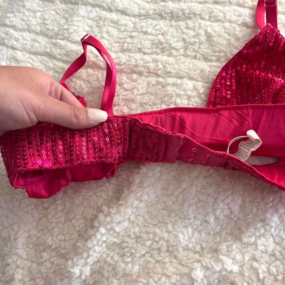 Shein Women's Red and Pink Bra - Picture 4 of 5